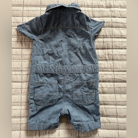 Baby Gap (18-24M) Jumpsuit - Picture 3 of 3